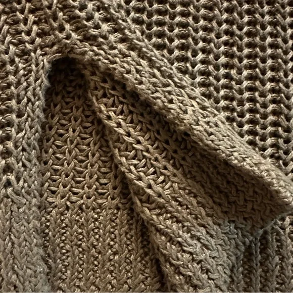 Banana Republic 100% Linen Open Knit V-Neck Sweater Olive Green Medium - Picture 7 of 10